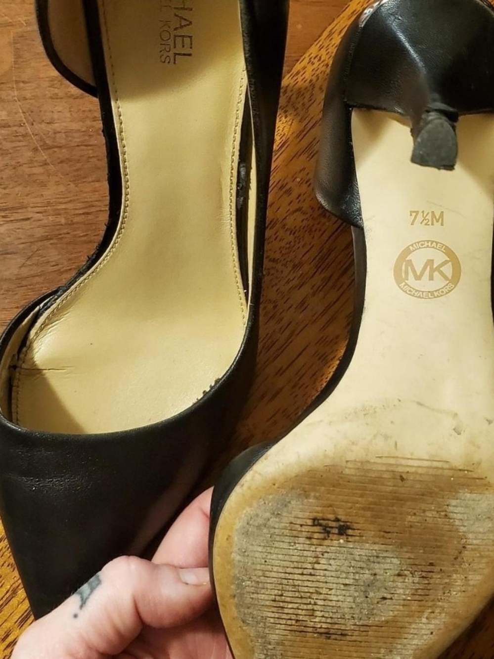 Michael Kors Black Pointed-Toe Stiletto Pumps - Picture 6 of 7